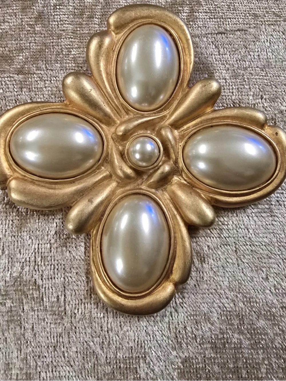 RARE Vintage Linda Dano Signed Cross Faux Pearl Brooch Pendant | 24K Gold
